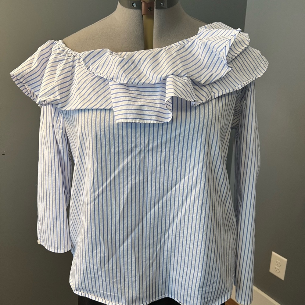 Off the shoulder CK top